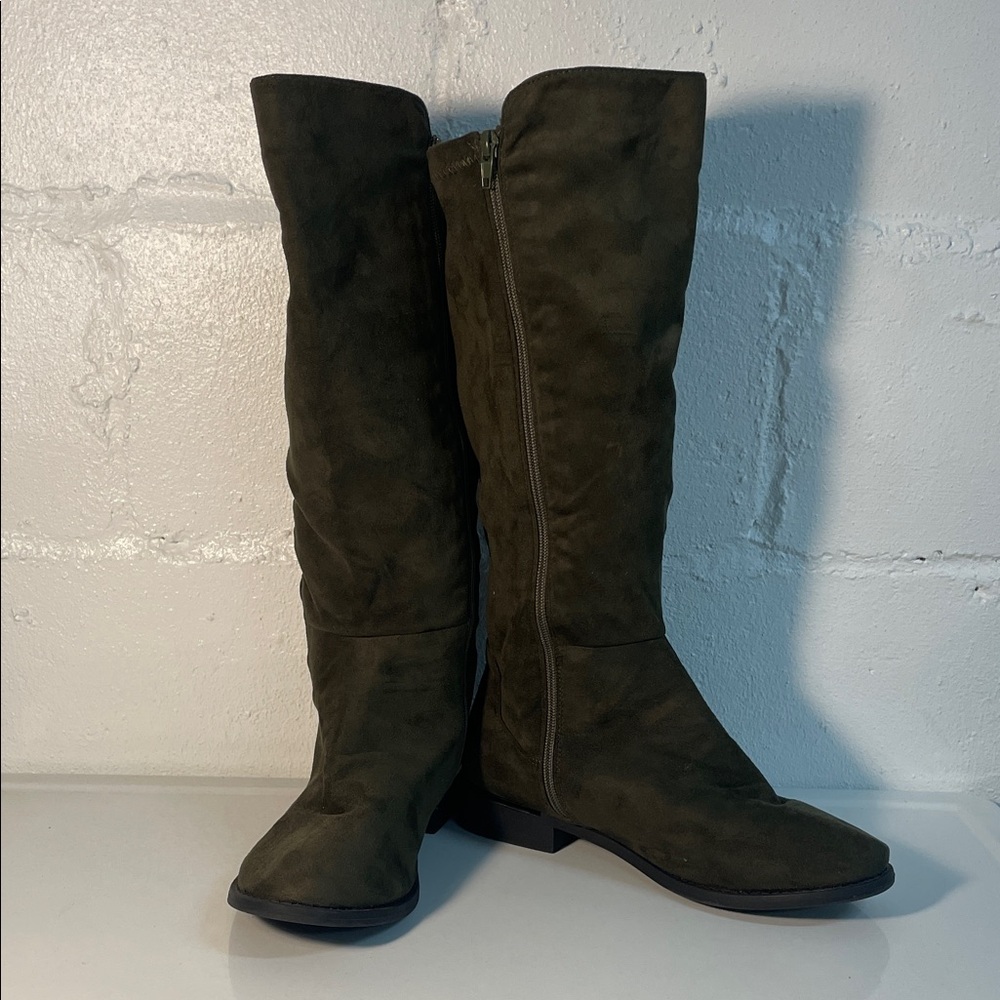Cloudwalkers Faux Suede Jaylen Knee-High Boots - Olive Green Sz 9.5W
